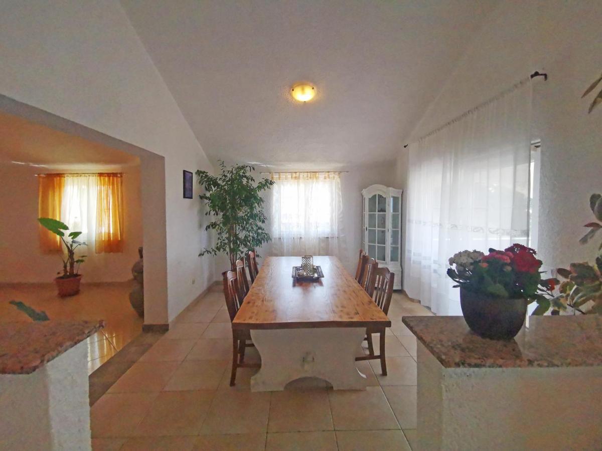Apartman Luna Sveti Lovreč Pazenatički 외부 사진